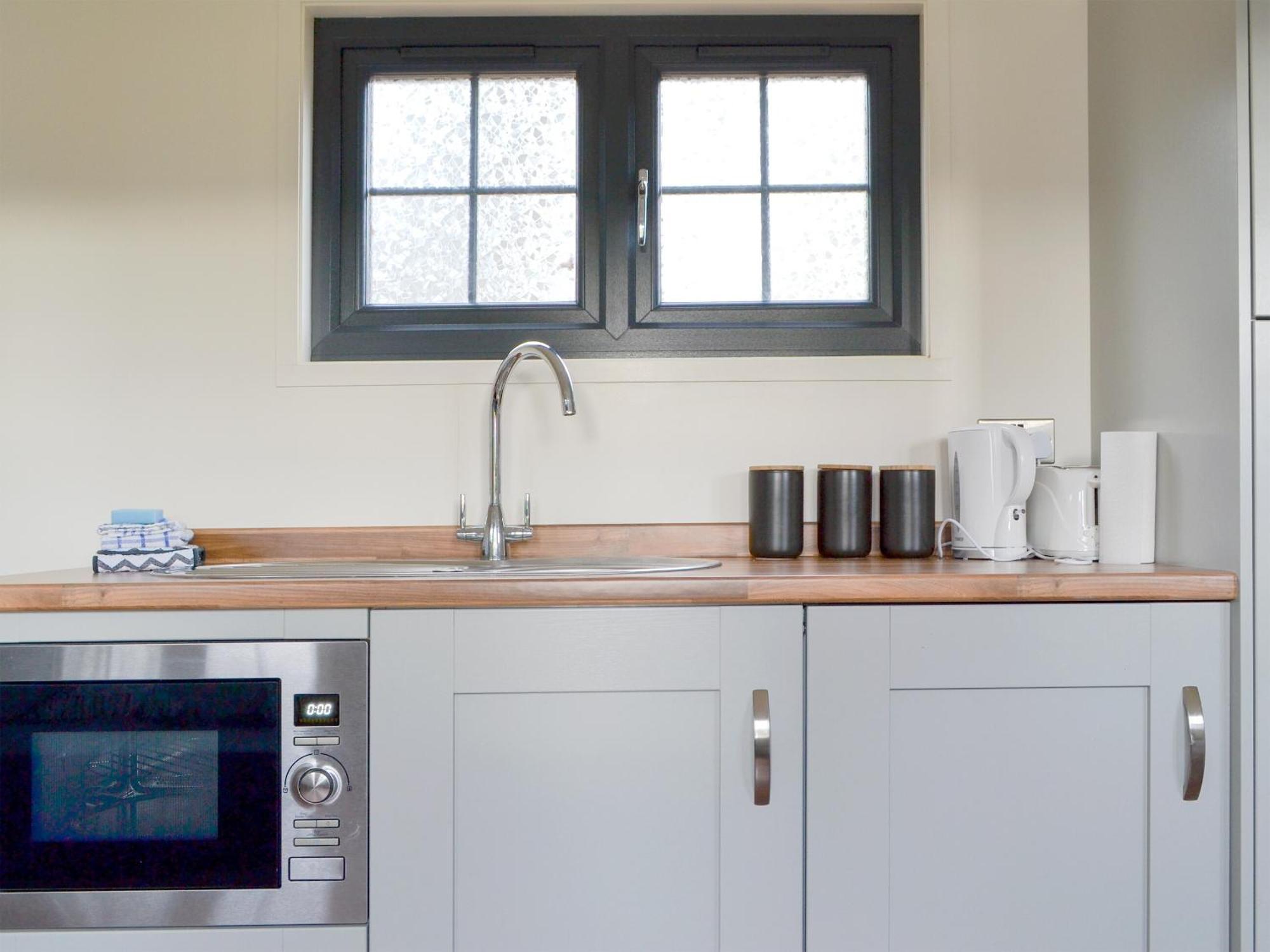 Checkers Cottage - Beaufort Estate Belladrum Екстер'єр фото